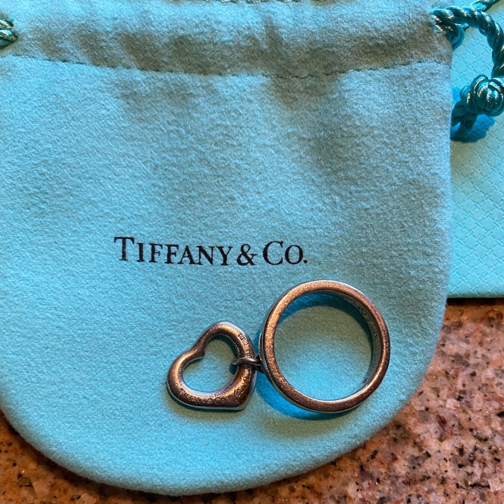 Authentic Tiffany & Co Elsa Pereti ring - Picture 7 of 7